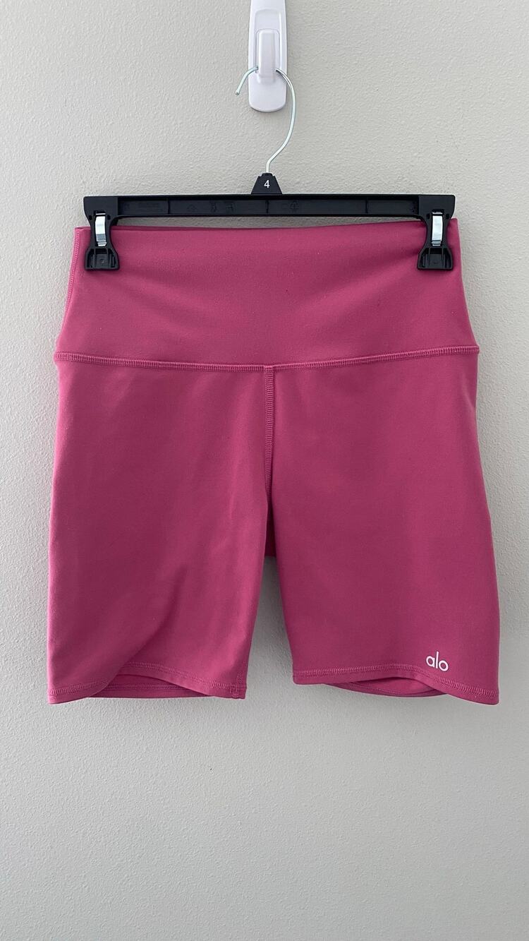 Alo Yoga high-waist biker shorts, Magenta Pink Size Small